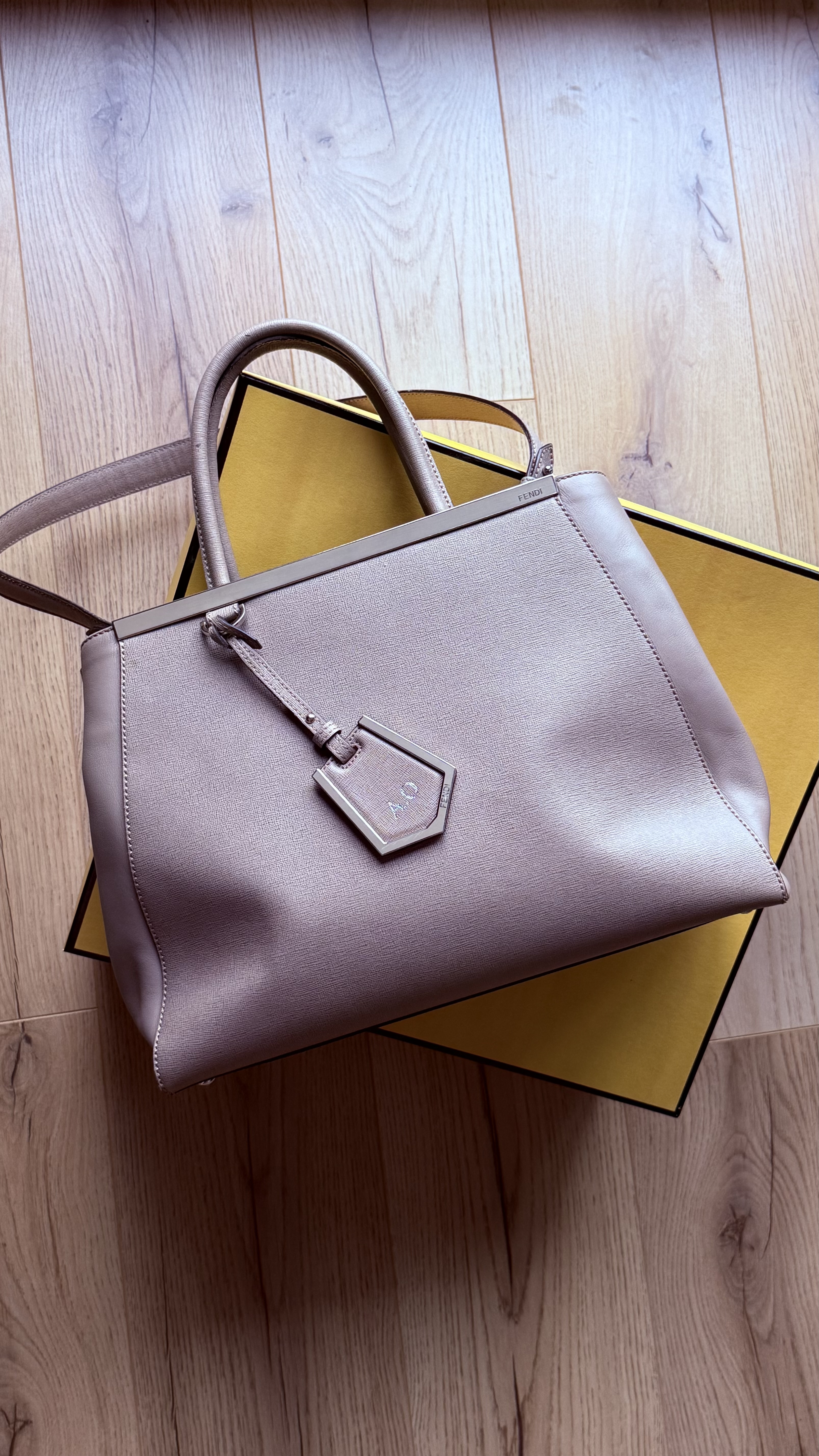 Handbag