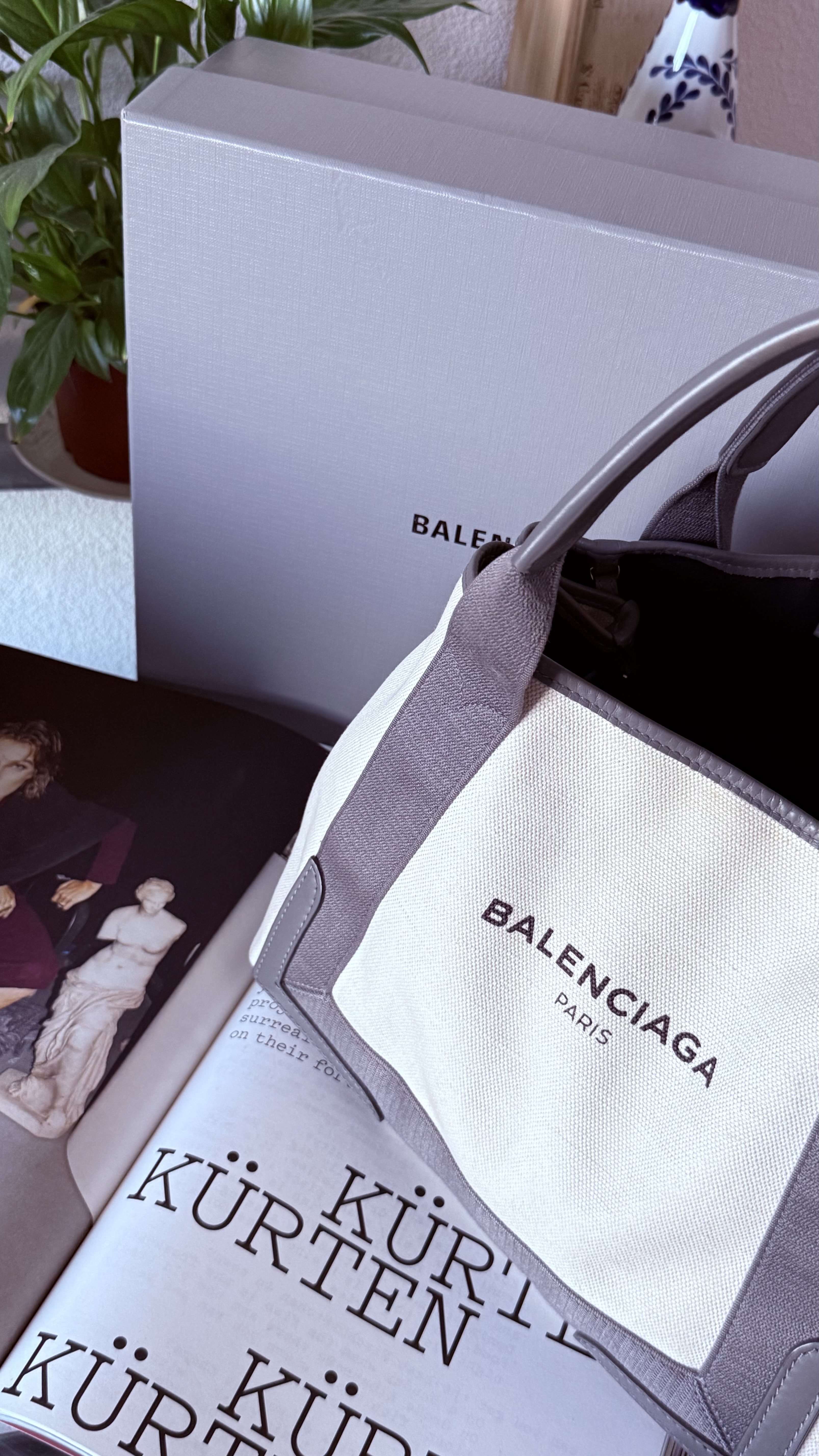 Handbag